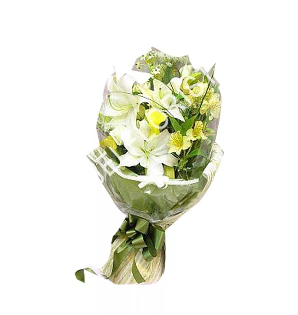 Arrangement of pretty lillies